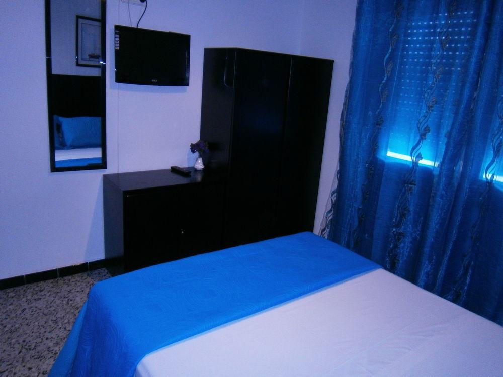 Hostal Don Pepe Figueres  Exteriér fotografie